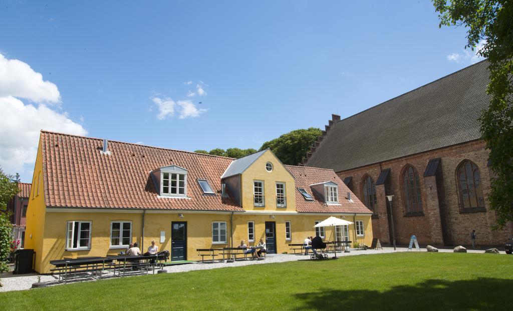 Pilgrimshuset Maribo Hotel Exterior photo